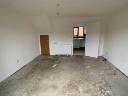 Kenilworth Close, Worksop, Image 5