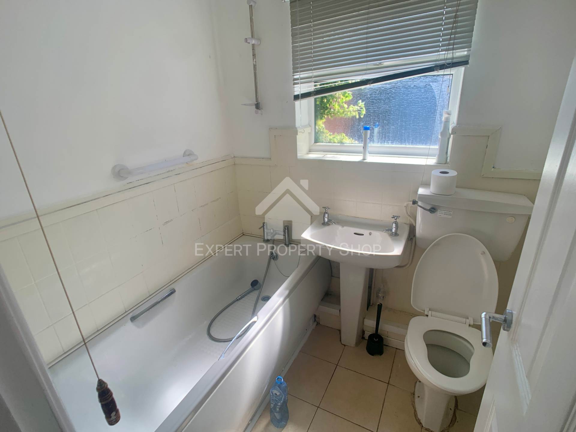 Ely Close, Worksop, Image 8