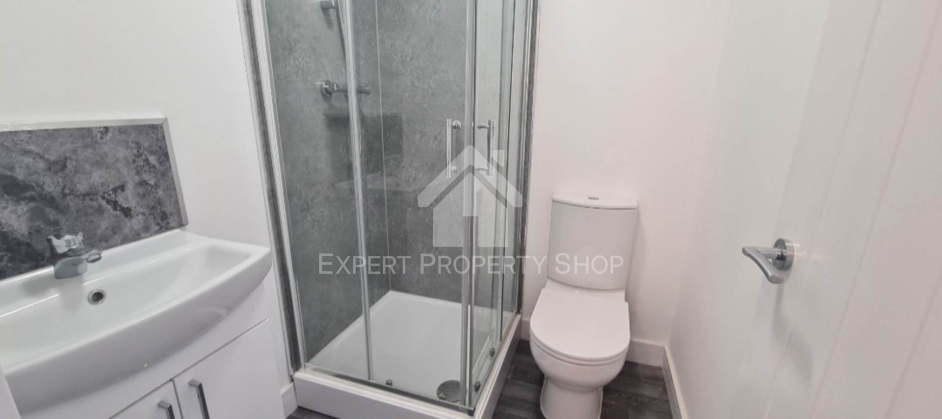 Central Avenue, Alfreton, Image 1