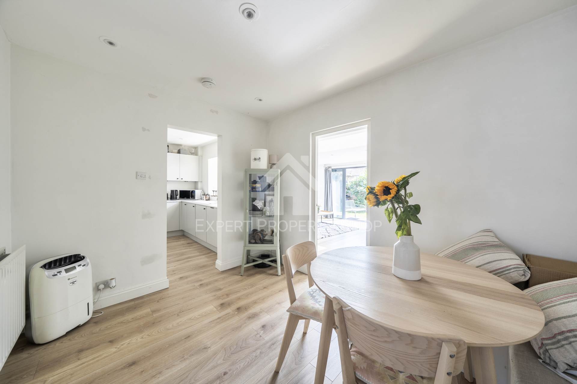 Holly Copse, Stevenage, Image 10