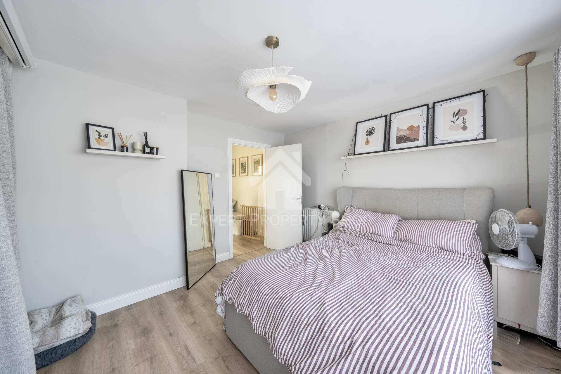 Holly Copse, Stevenage, Image 12