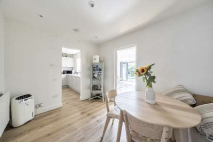 Holly Copse, Stevenage, Image 10