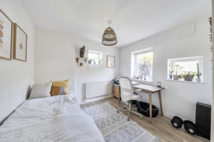 Holly Copse, Stevenage, Image 13