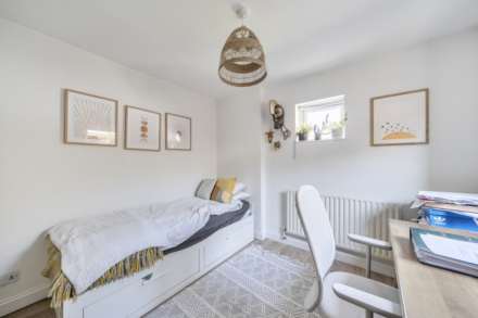 Holly Copse, Stevenage, Image 14