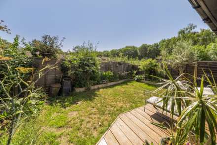Holly Copse, Stevenage, Image 18