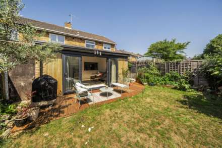 Holly Copse, Stevenage, Image 19