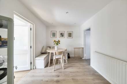 Holly Copse, Stevenage, Image 9