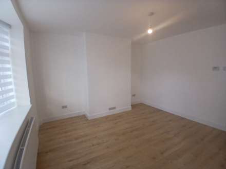 Gateford Rise, Worksop, Image 4