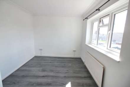 Argyle Avenue, Aylesbury, Image 12