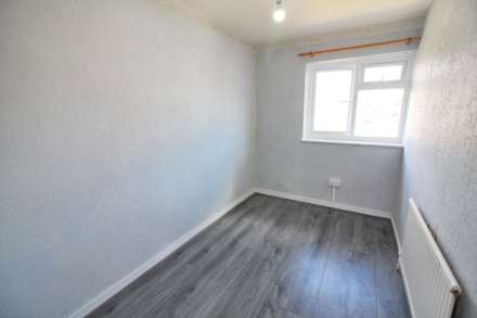 Argyle Avenue, Aylesbury, Image 17