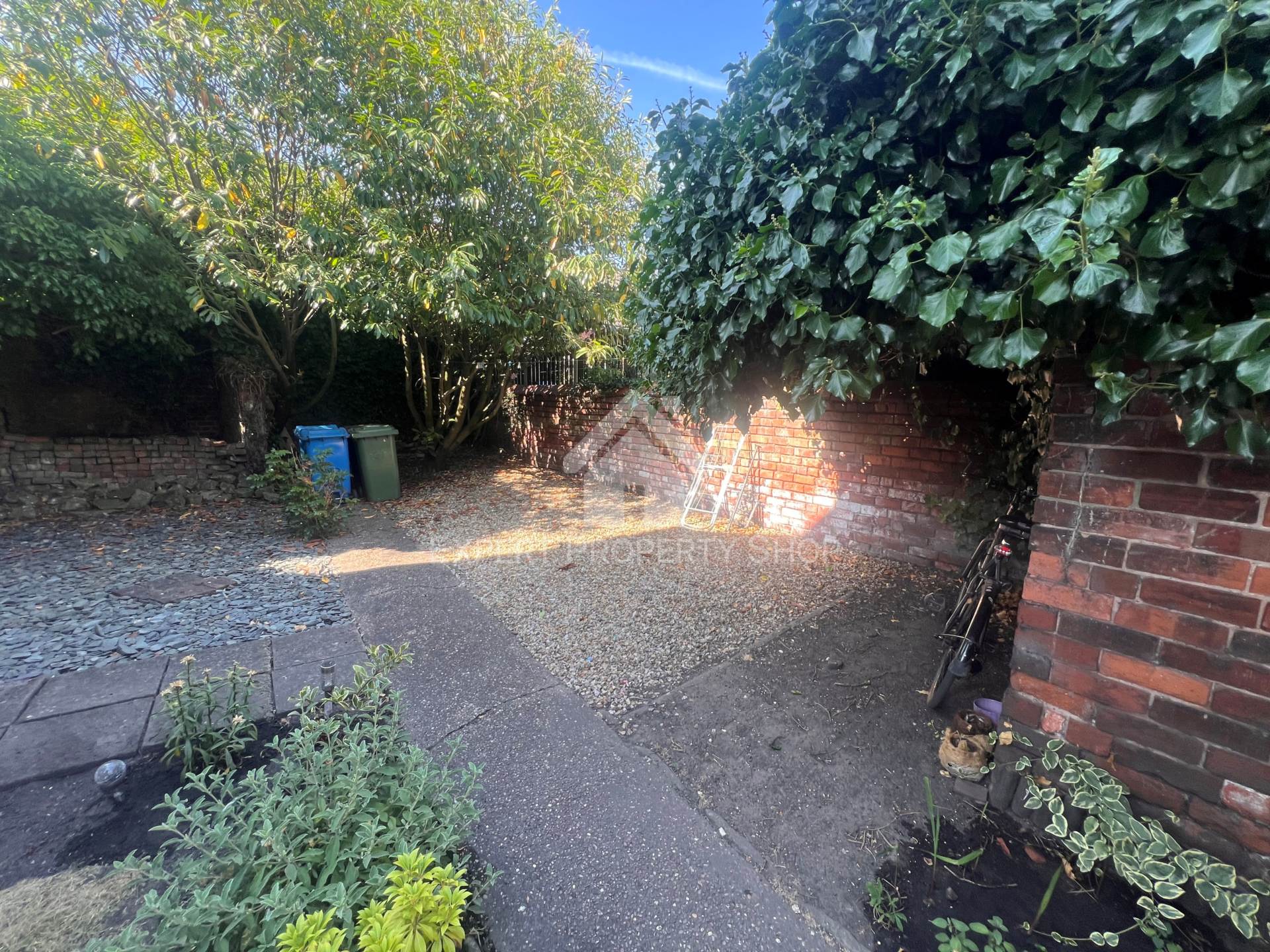 Church Walk, Worksop, Image 10