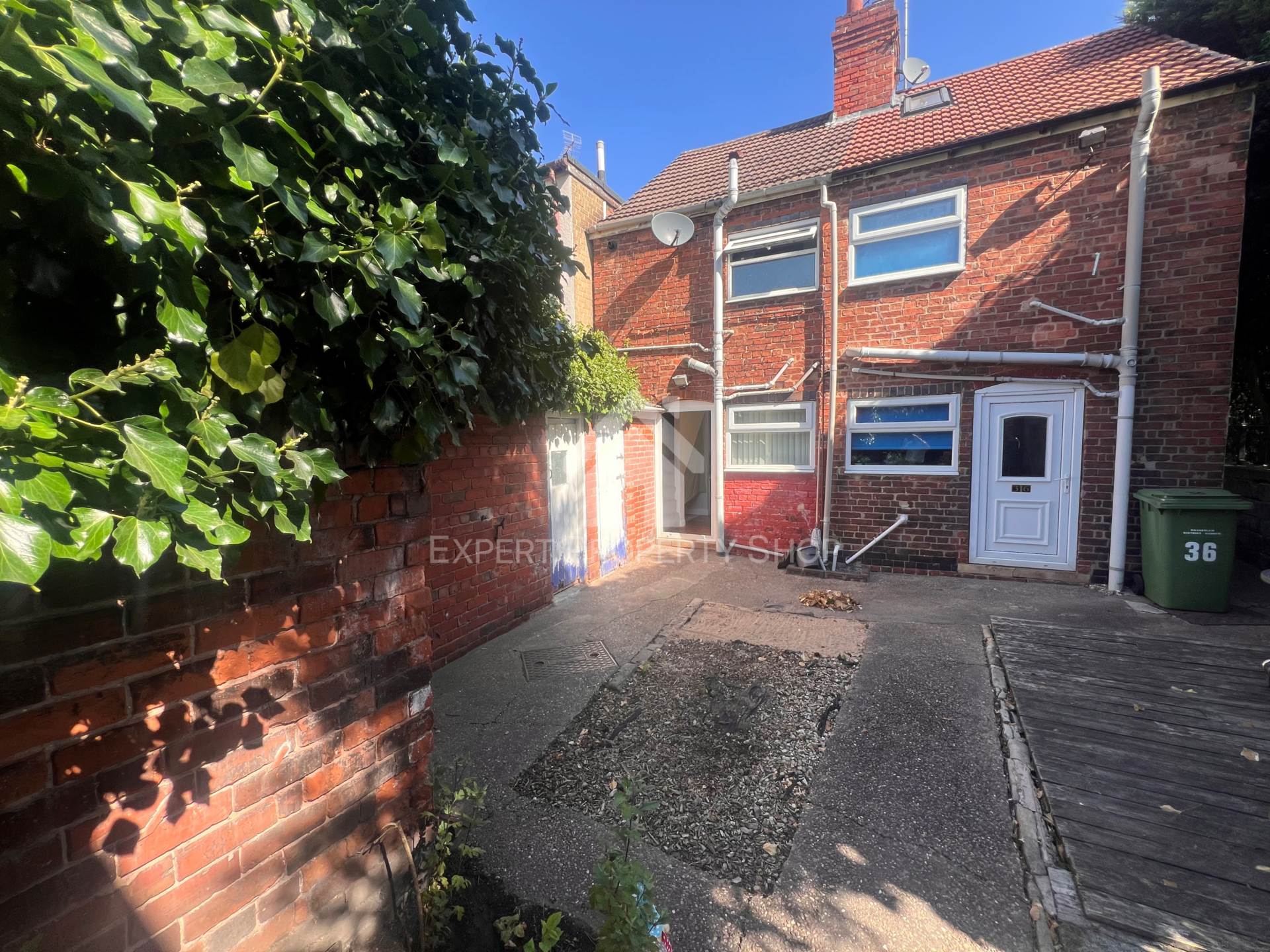Church Walk, Worksop, Image 9