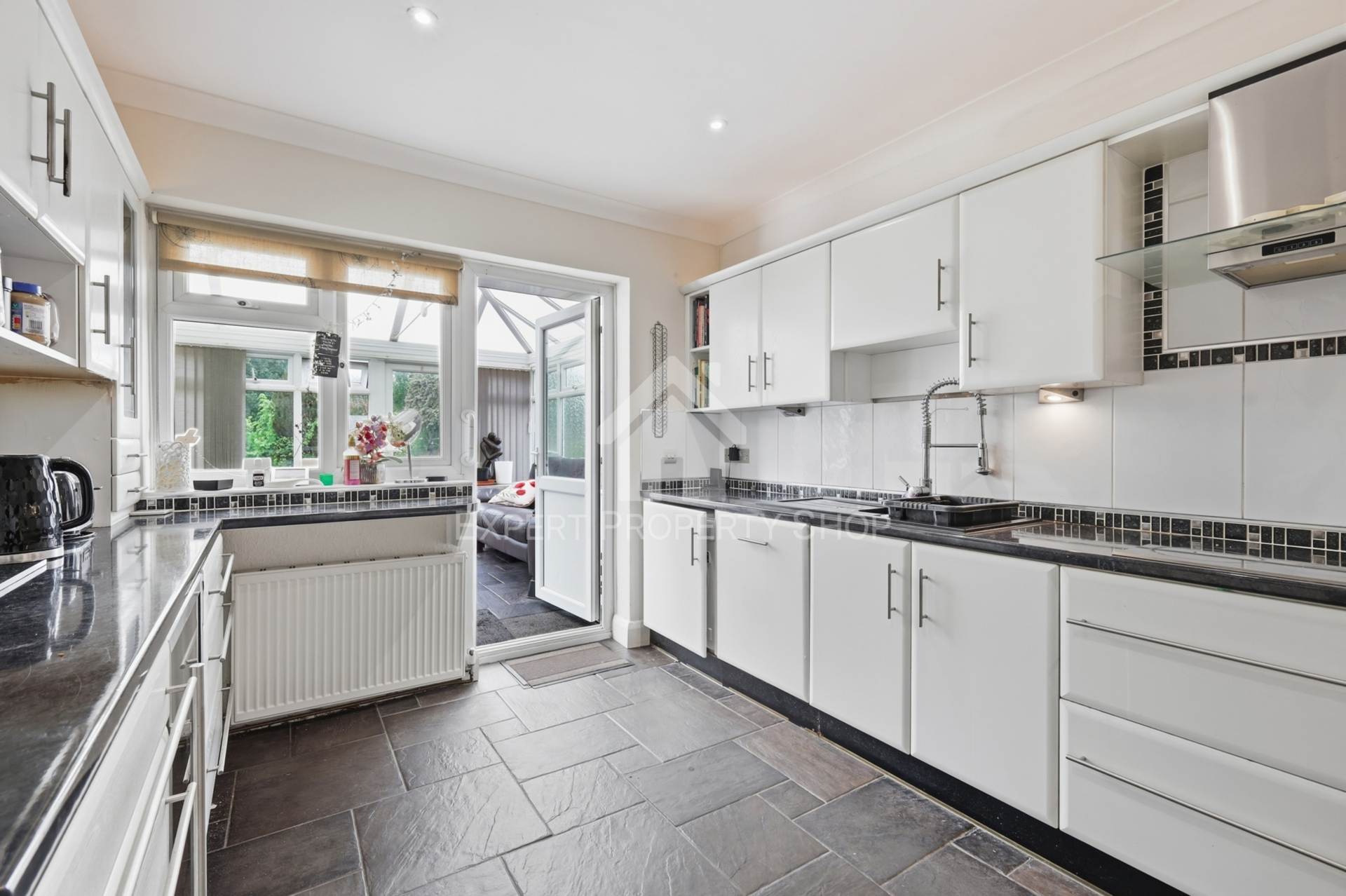 King Edwards Drive, Image 16