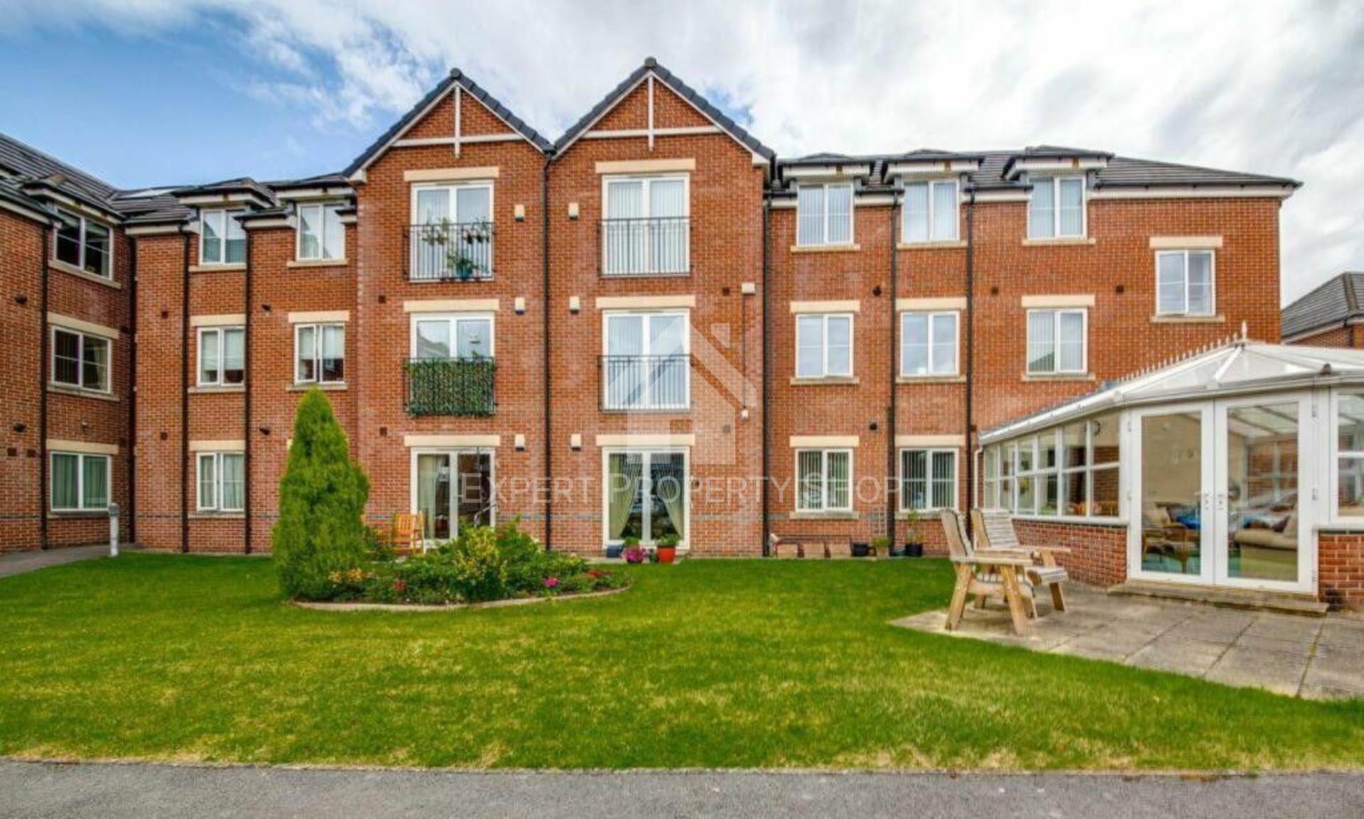 Royal Court, Worksop, Image 1