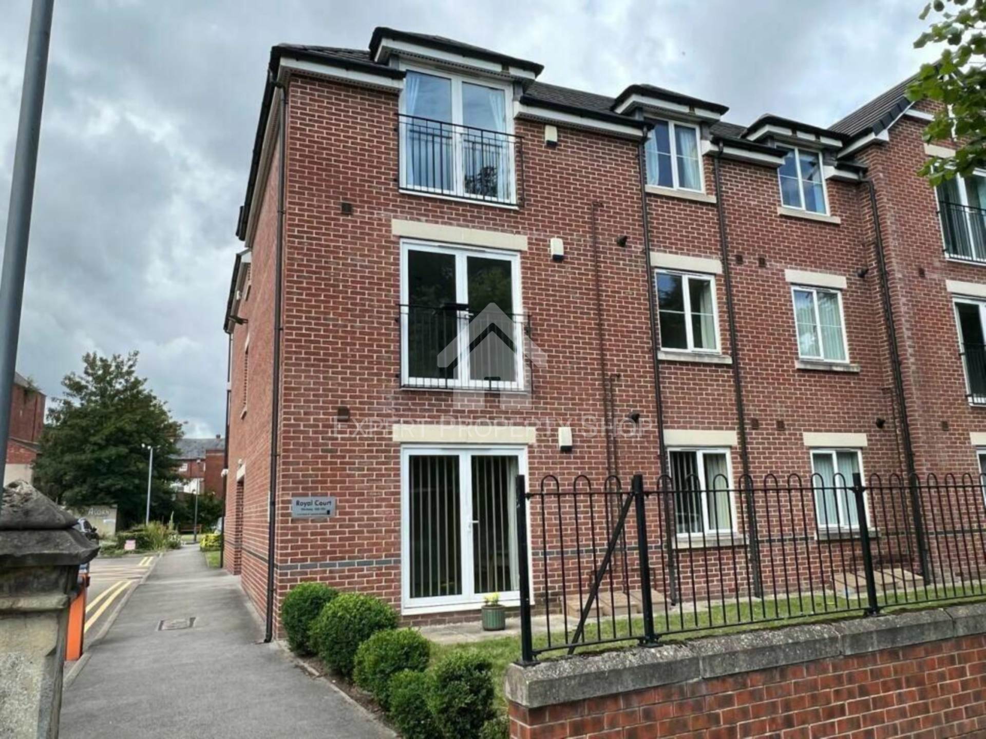 Royal Court, Worksop, Image 18