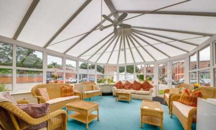 Royal Court, Worksop, Image 15