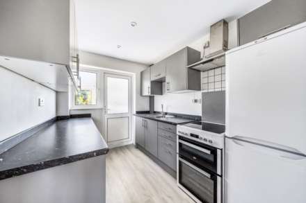 Magnolia Close, Red Lodge, Image 3
