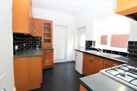 Victoria Road, Worksop, Image 4