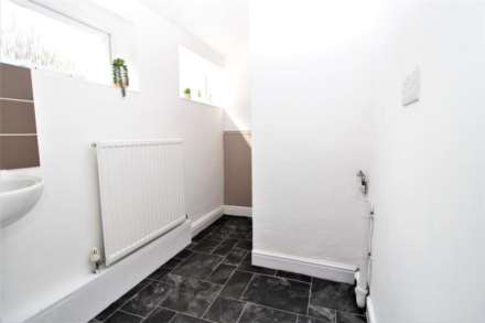 Victoria Road, Worksop, Image 8