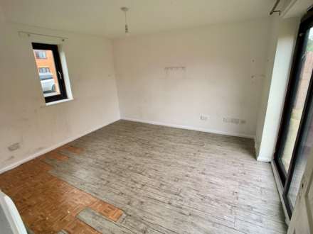 Kenilworth Close, Worksop, Image 5