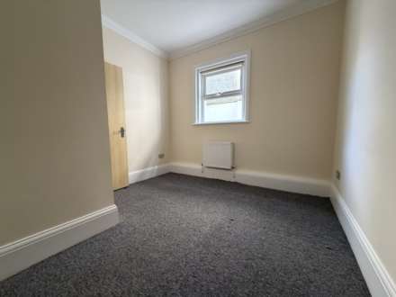 Beechey Road, Bournemouth, BH8 *Garden Apartment*, Image 6