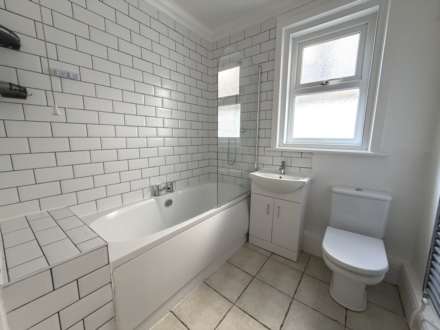 Beechey Road, Bournemouth, BH8 *Garden Apartment*, Image 7