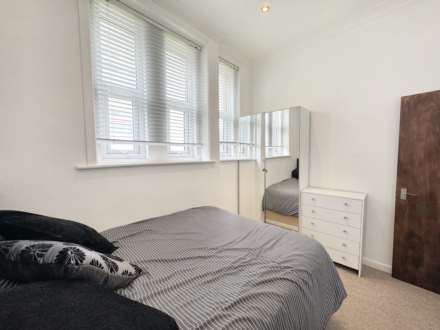 Bright 1 Bed Flat, Westcliff Studios, BH2, Image 7