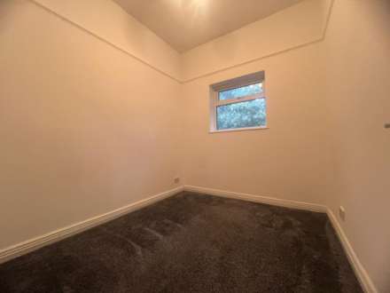 Dean Park Road, Bournemouth *Ready to Move In *, Image 6