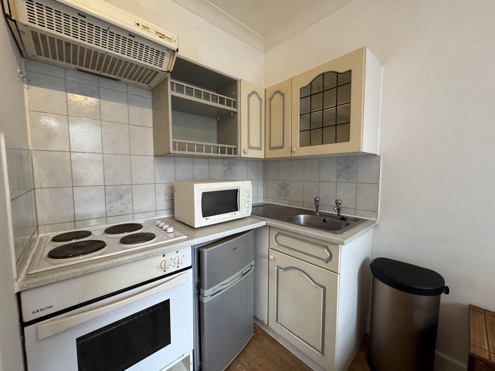 Town Centre *Meyrick Park*, Image 2