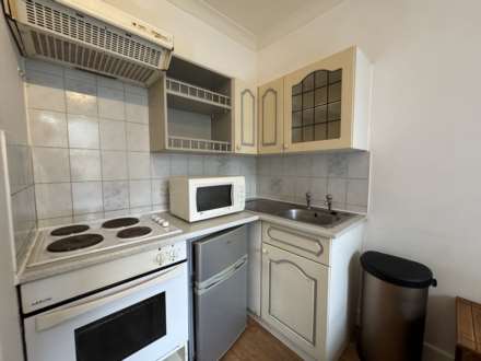 Town Centre *Meyrick Park*, Image 2