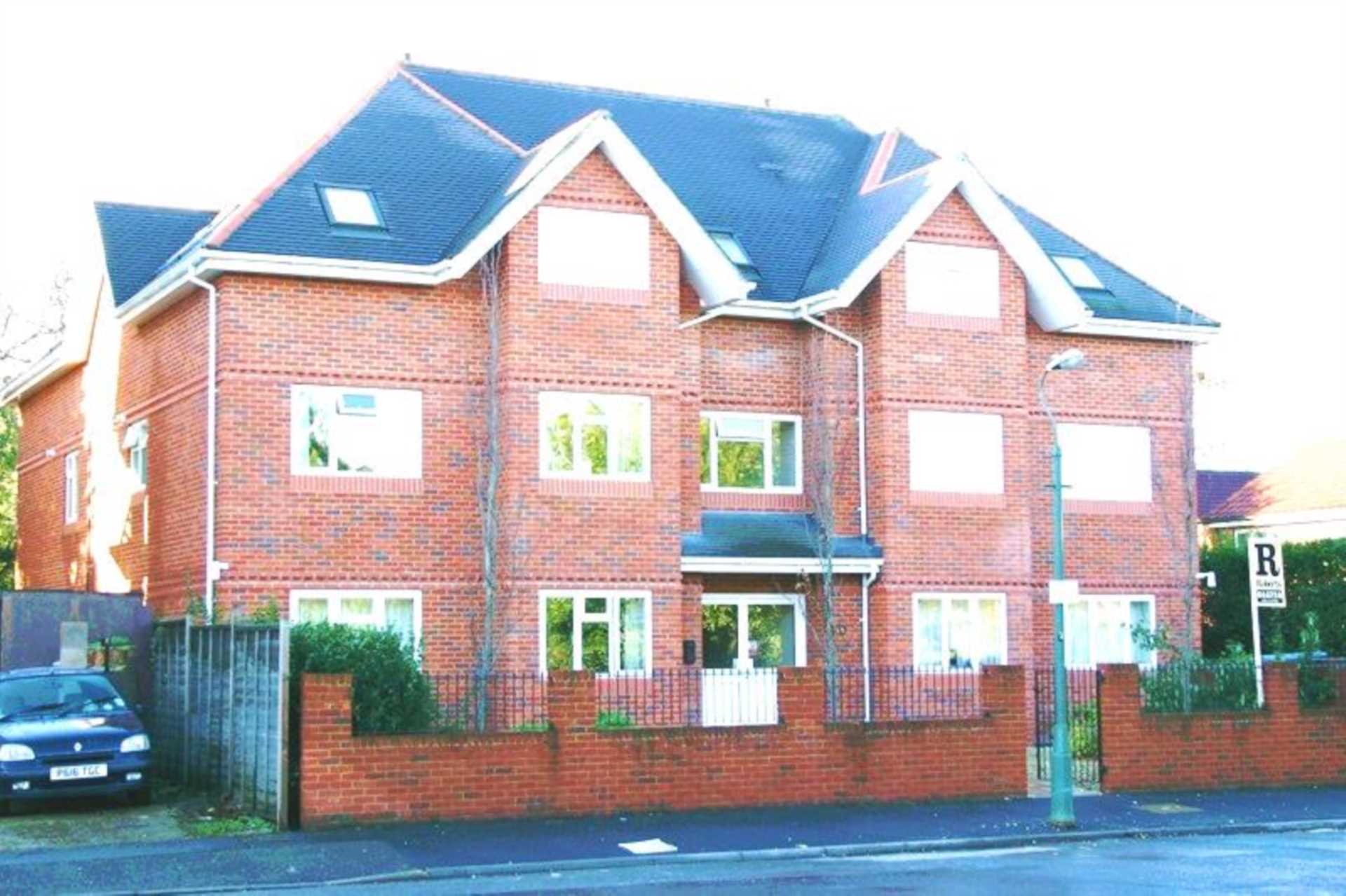 Central Bournemouth * Great Value Rental*, Image 14