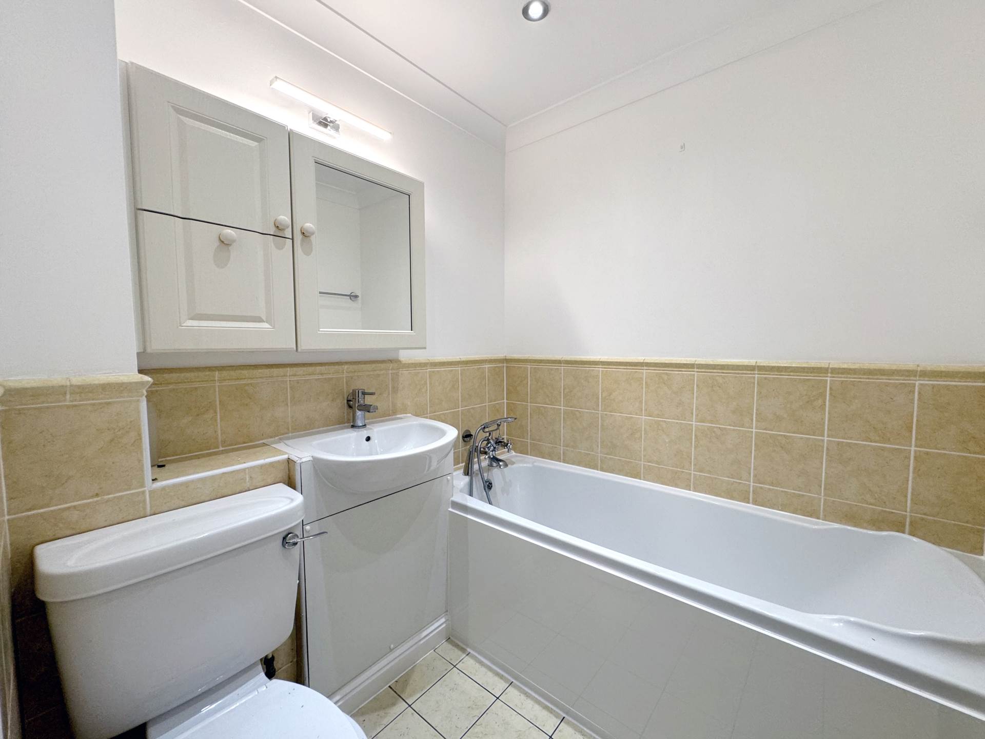**Opposite Tennis Courts** Central  Bournemouth, Image 14