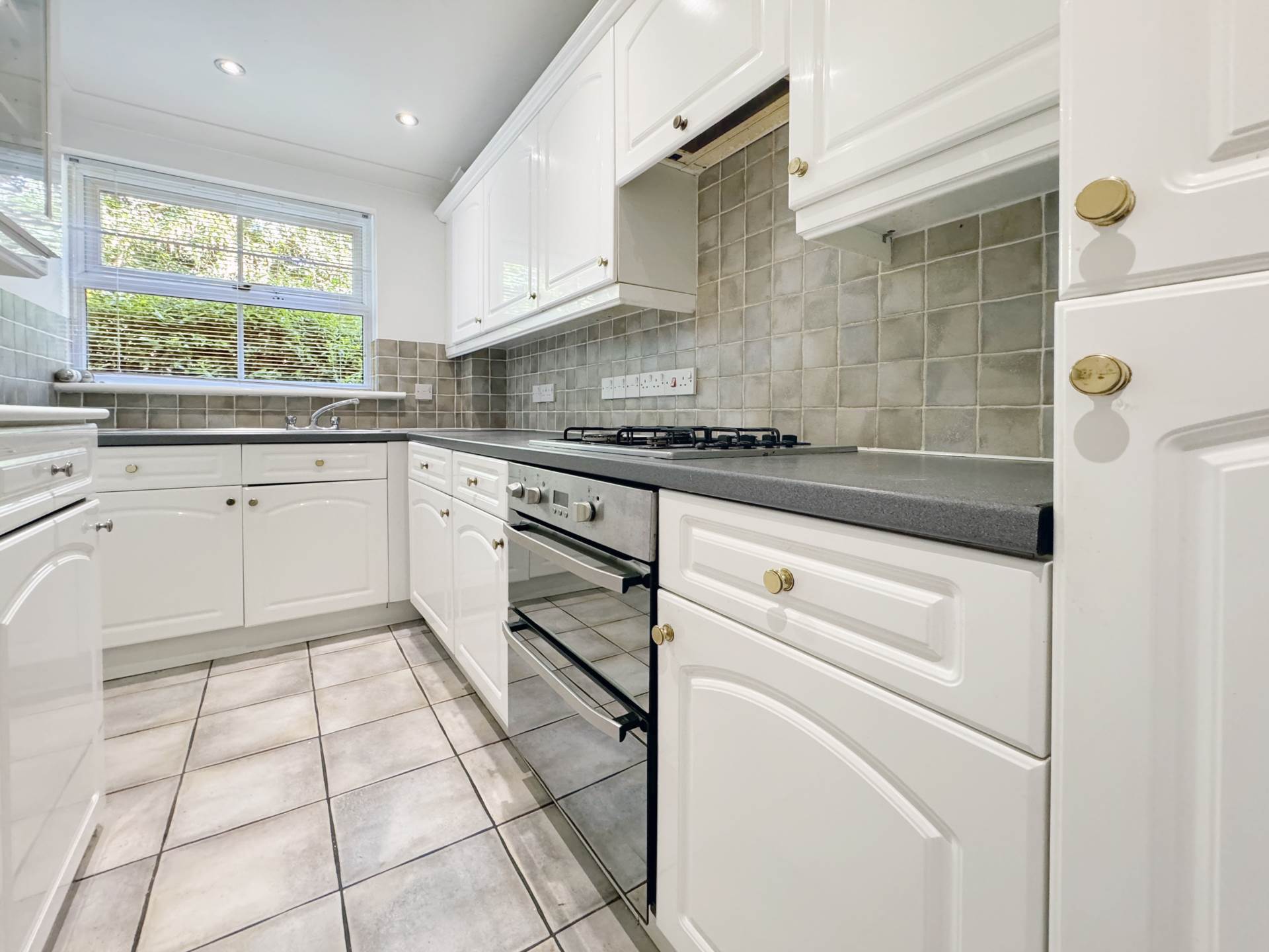 **Opposite Tennis Courts** Central  Bournemouth, Image 7