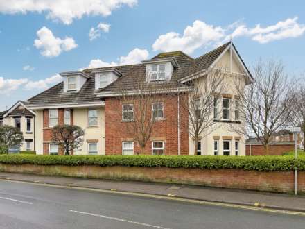 1 Bedroom Flat, Charminster, Bournemouth