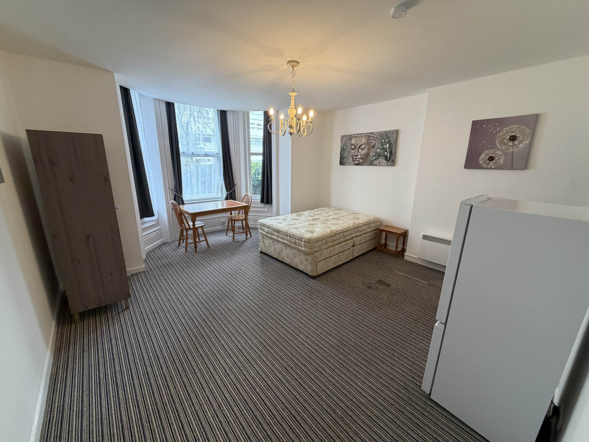 WEST CLIFF , Bournemoutn* Close to Beach*, Image 11