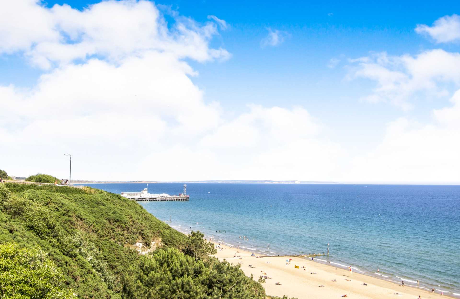 WEST CLIFF , Durley Gardens, Bournemouth, Image 4