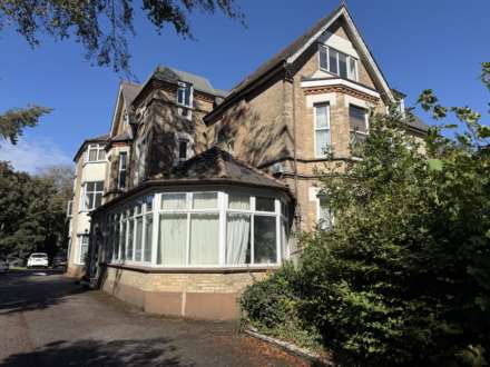 East Cliff , Bournemouth * Furished Studio Flat *, Image 11