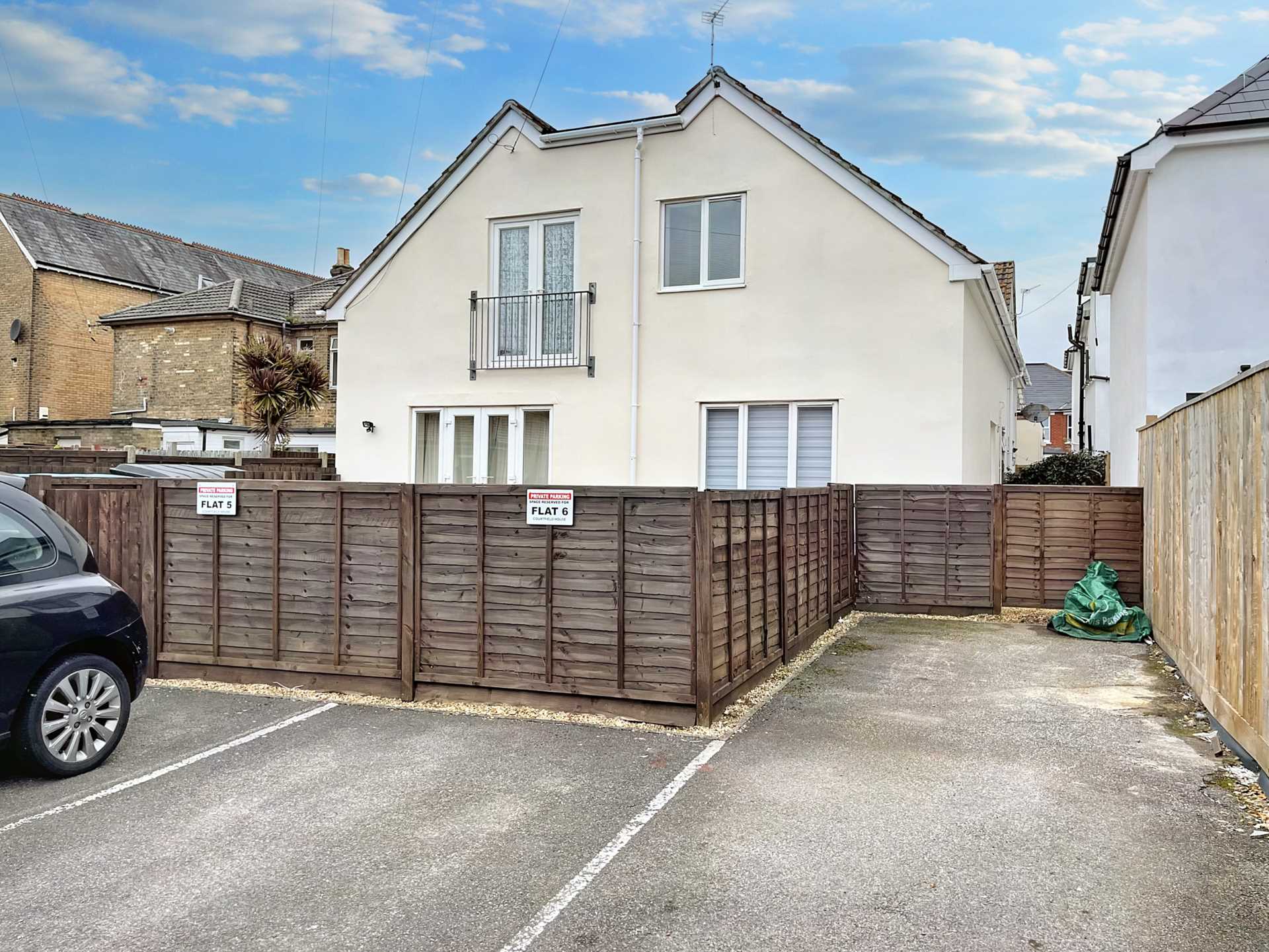 Holdenhurst Road , Bournemouth * Miasonette *, Image 14