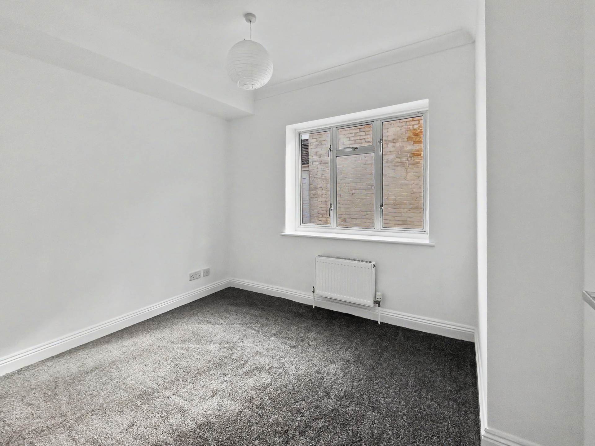Holdenhurst Road , Bournemouth * Miasonette *, Image 6