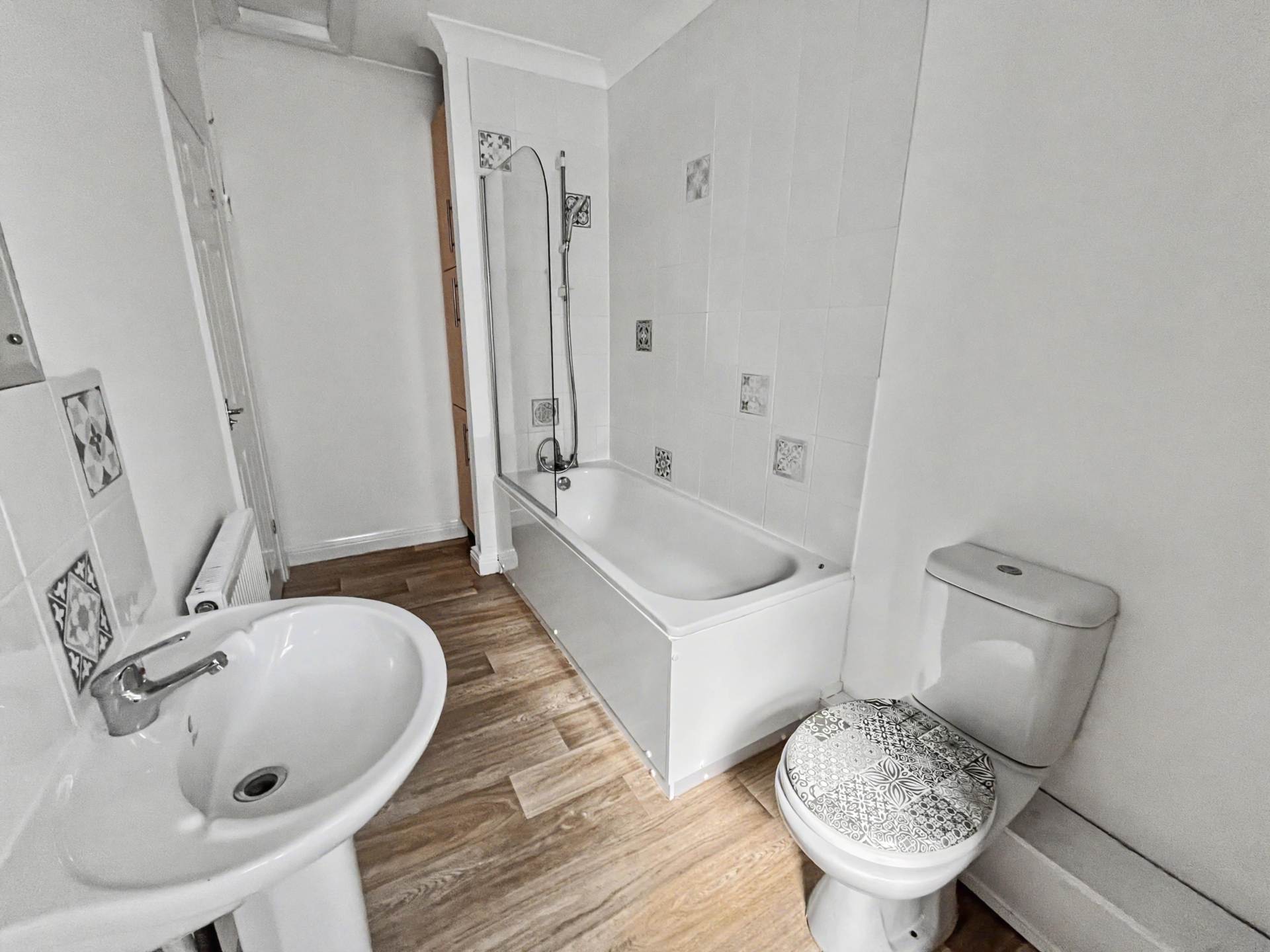 Holdenhurst Road , Bournemouth * Miasonette *, Image 8