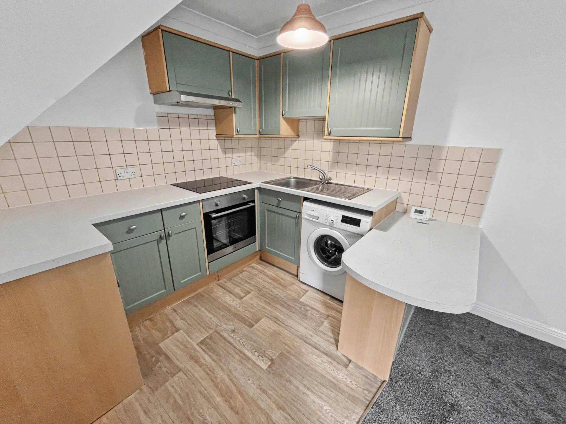 Holdenhurst Road , Bournemouth * Miasonette *, Image 9