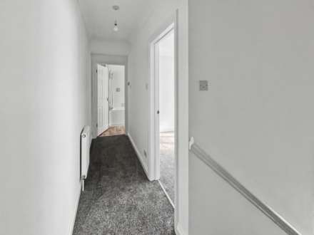 Holdenhurst Road , Bournemouth * Miasonette *, Image 4