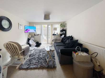 Palmerston Road, Bournemouth * Garden Flat *, Image 2