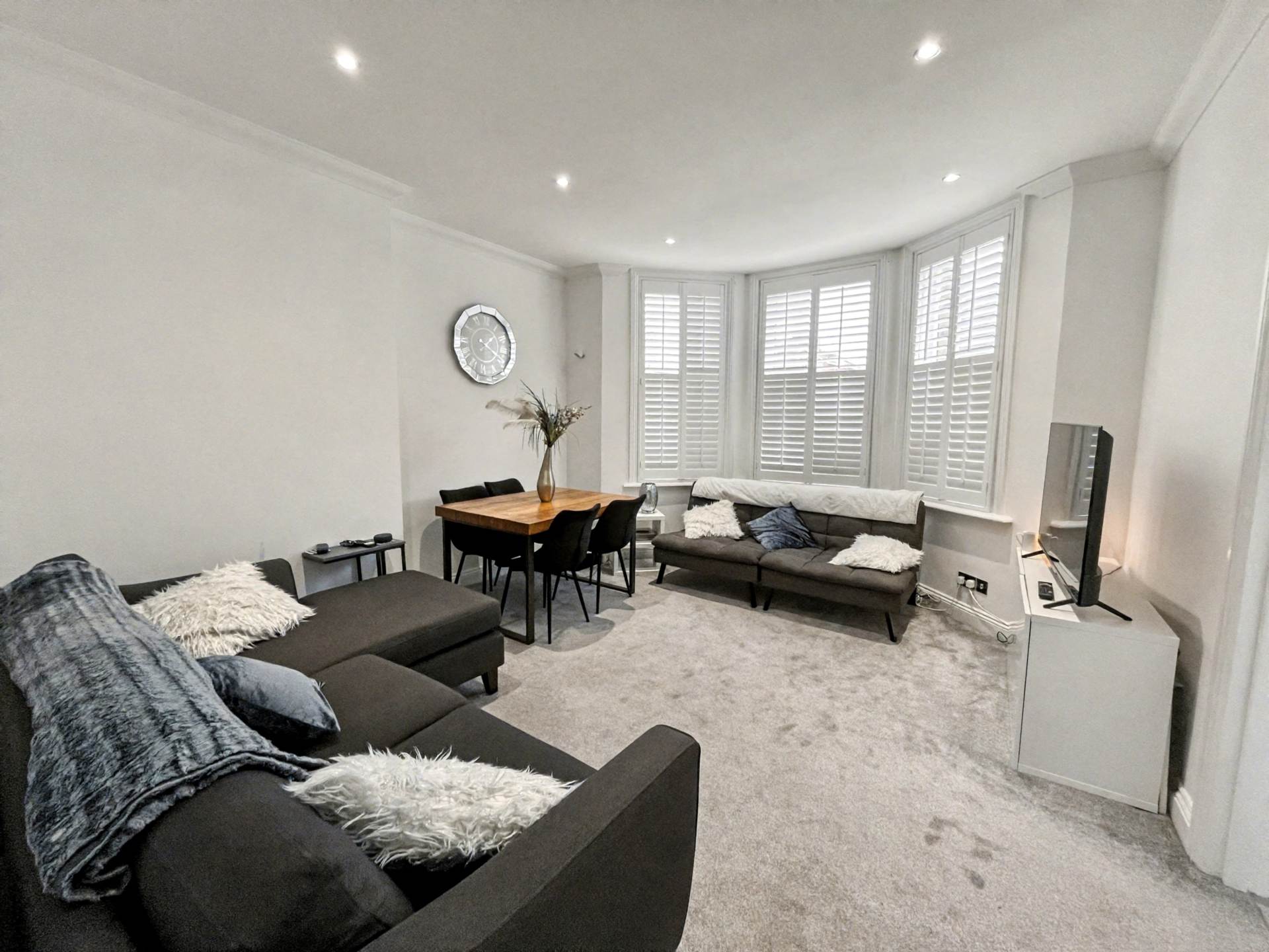 Close East Cliff , Bournemouth, Image 1