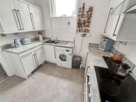 Close East Cliff , Bournemouth, Image 7