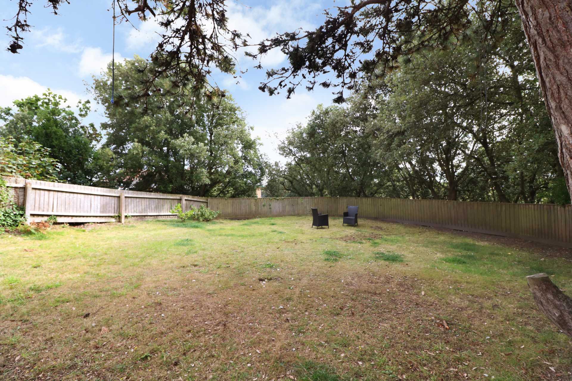 Close Boscombe Pier * Sea View*, Image 13