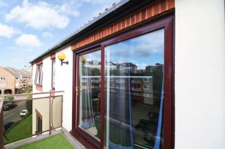 Close Boscombe Pier * Sea View*, Image 12
