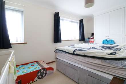 Close Boscombe Pier * Sea View*, Image 9