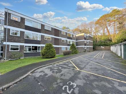 Great location, Branksome Wood Road, Bournemouth, Image 2