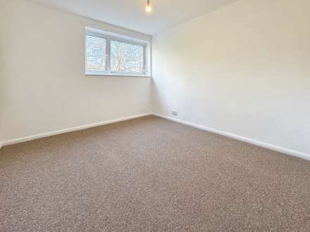 Great location, Branksome Wood Road, Bournemouth, Image 7